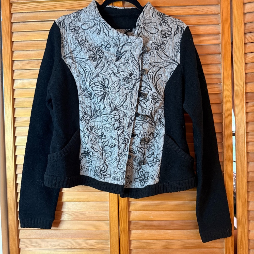 Anthropologie Black and Gray Floral Women's Blazer
